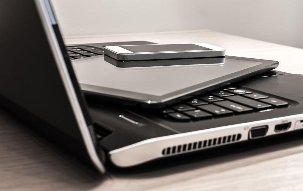 Contact form image